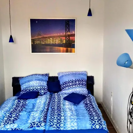 Apartment Schwarzer Adler Mit 3 Schlafzimmer, Wz, Kueche, Bad