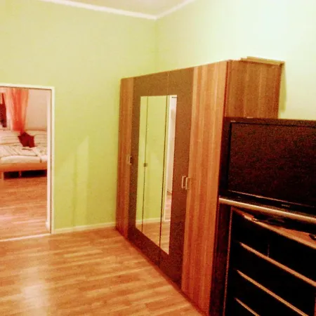 Apartment Schwarzer Adler Mit 3 Schlafzimmer, Wz, Küche, Bad Markisch Buchholz