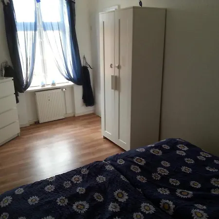 Schwarzer Adler Mit 3 Schlafzimmer, Wz, Kueche, Bad * Markisch Buchholz