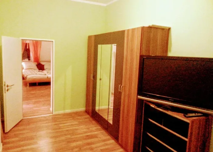 アパート Schwarzer Adler Mit 3 Schlafzimmer, Wz, Kueche, Bad Markisch Buchholz